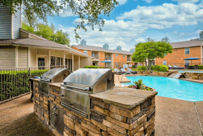 Creekside-Village_3400-W-Park-Blvd-Plano-TX_RPI_II-908076-12 - AEP Edits (1)