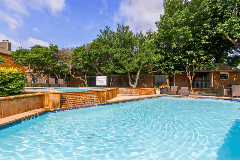 creekside-village-apartments-plano-tx-swimming-pool-1 (2) - AEP Edits